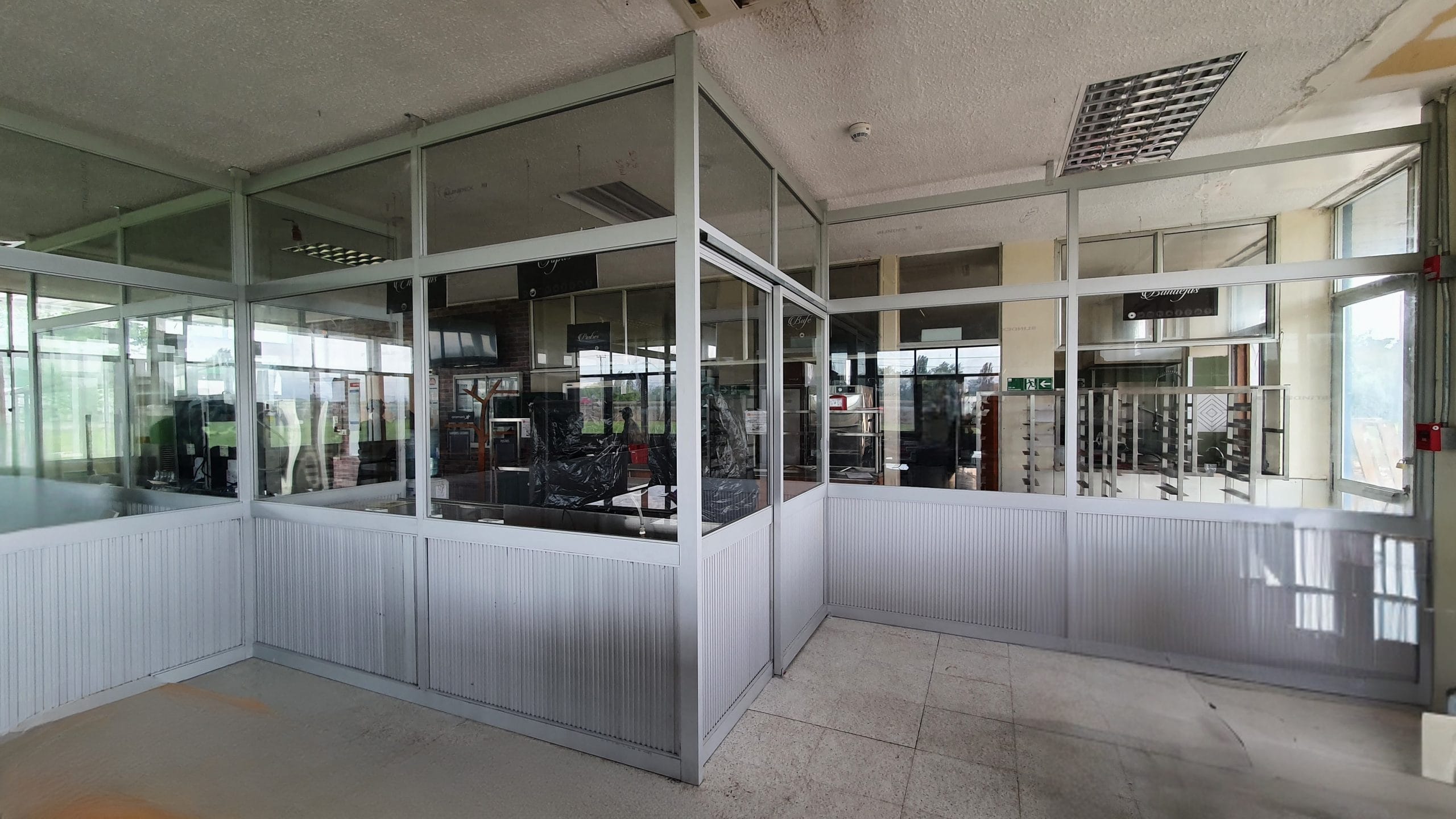 Tabique de Aluminio Mate